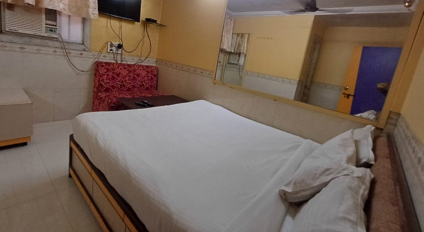 Sai Shraddha Guest House in Mumbai