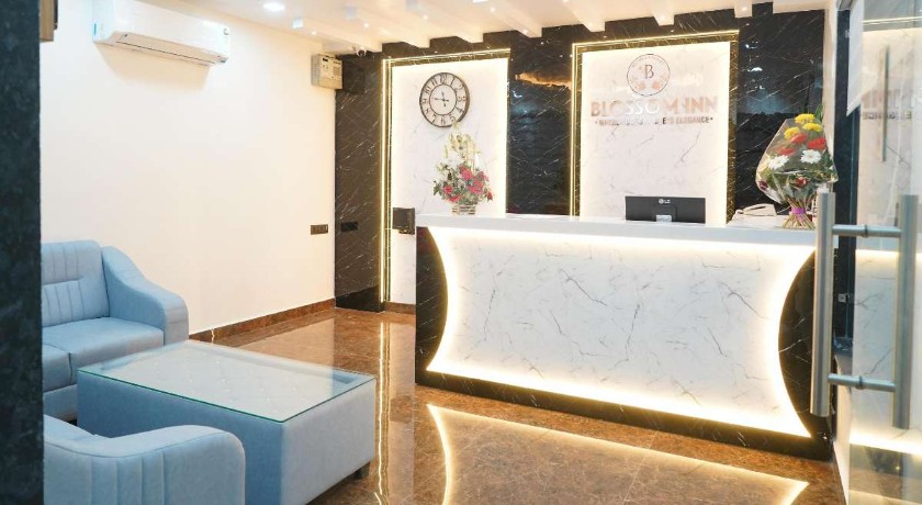 Hotel Blossom Inn in Lucknow