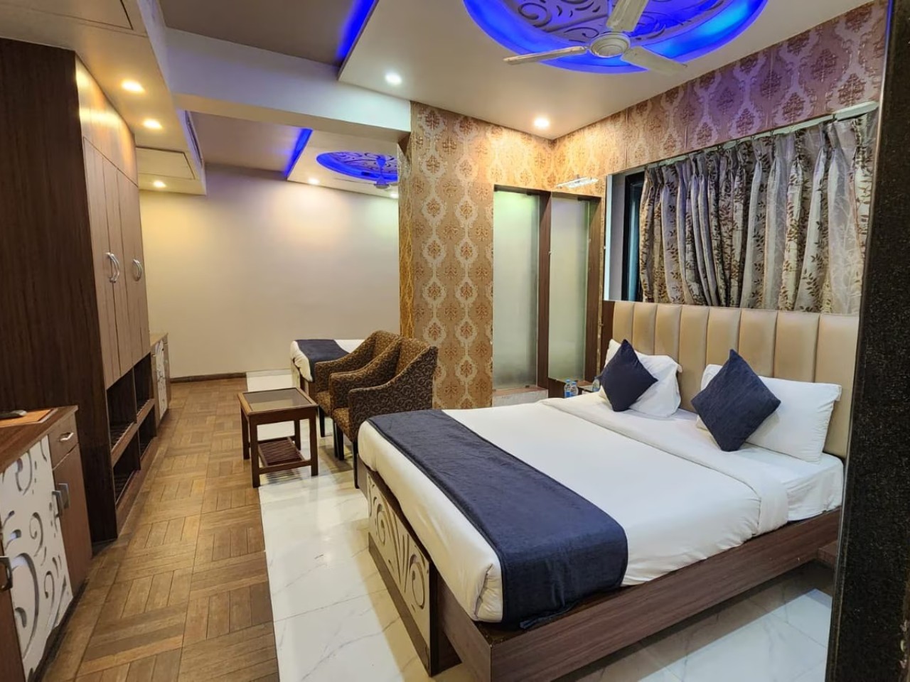 Saibaba International Supreme Hotel in Shirdi
