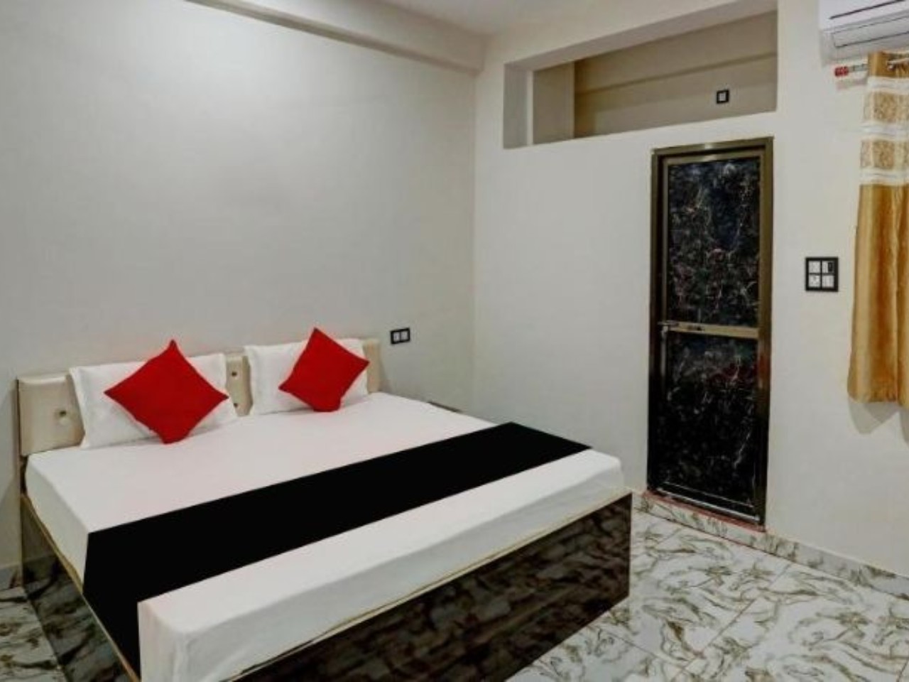 Hotel Yatika Inn in Varanasi